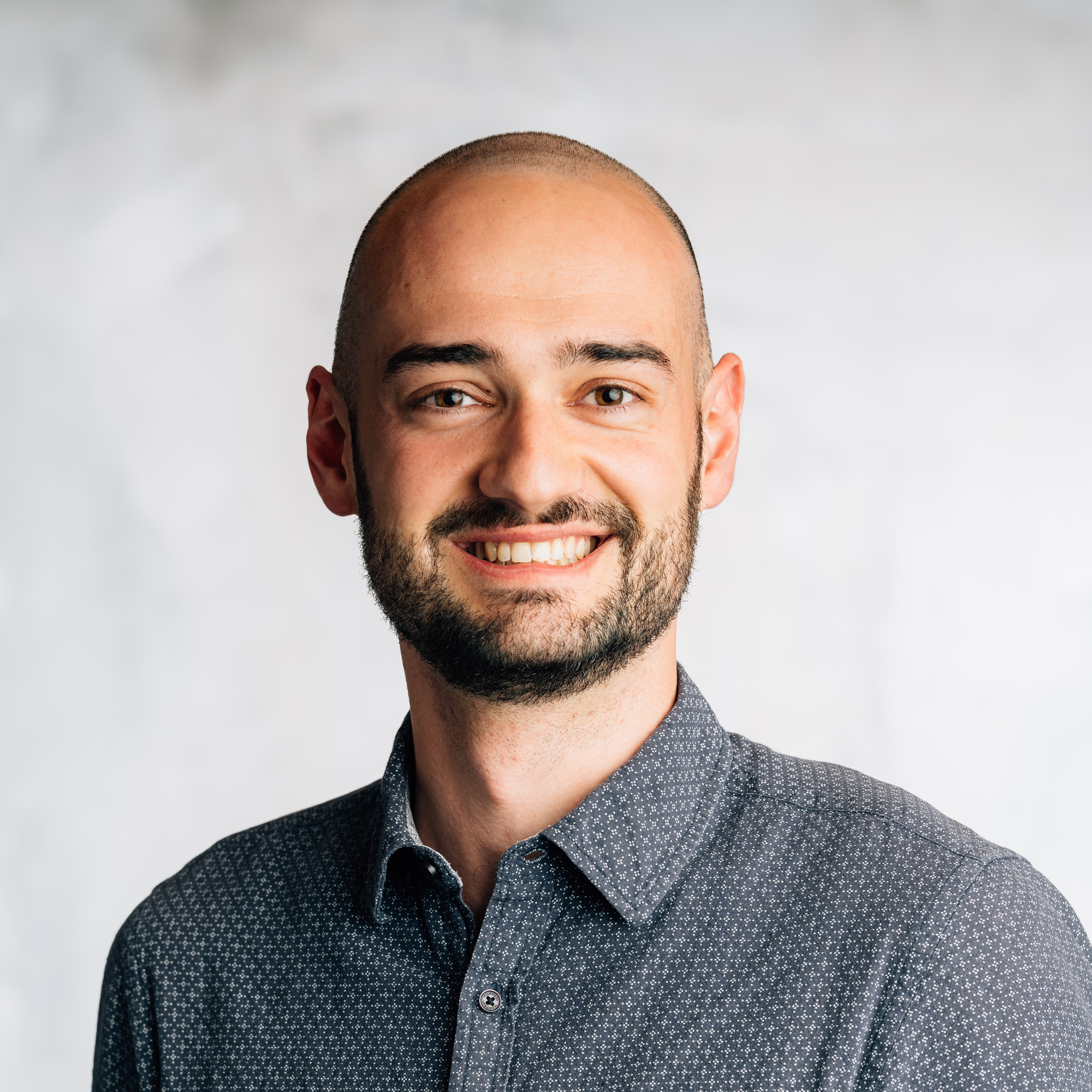 Dr. des. Janko M. Käser